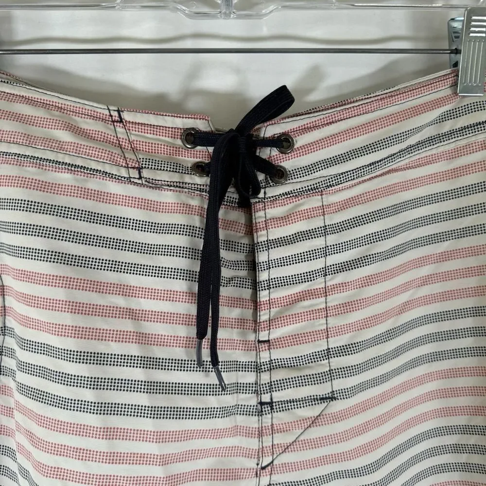 Patagonia Swim Trunks Men's 34 White USA Striped Drawstring Pockets Lightweight